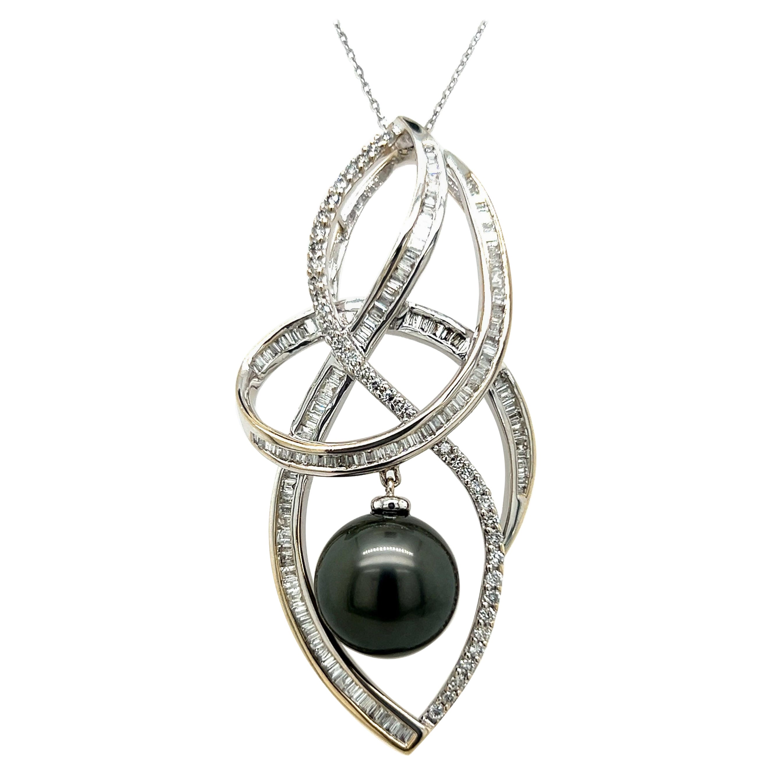 11mm Tahitian Pearl Diamond Pendant