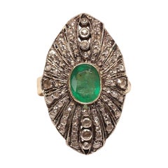 Antique  Circa 1900s 18k Gold Top Silver Natural Rose Cut Diamond And Emerald Ring