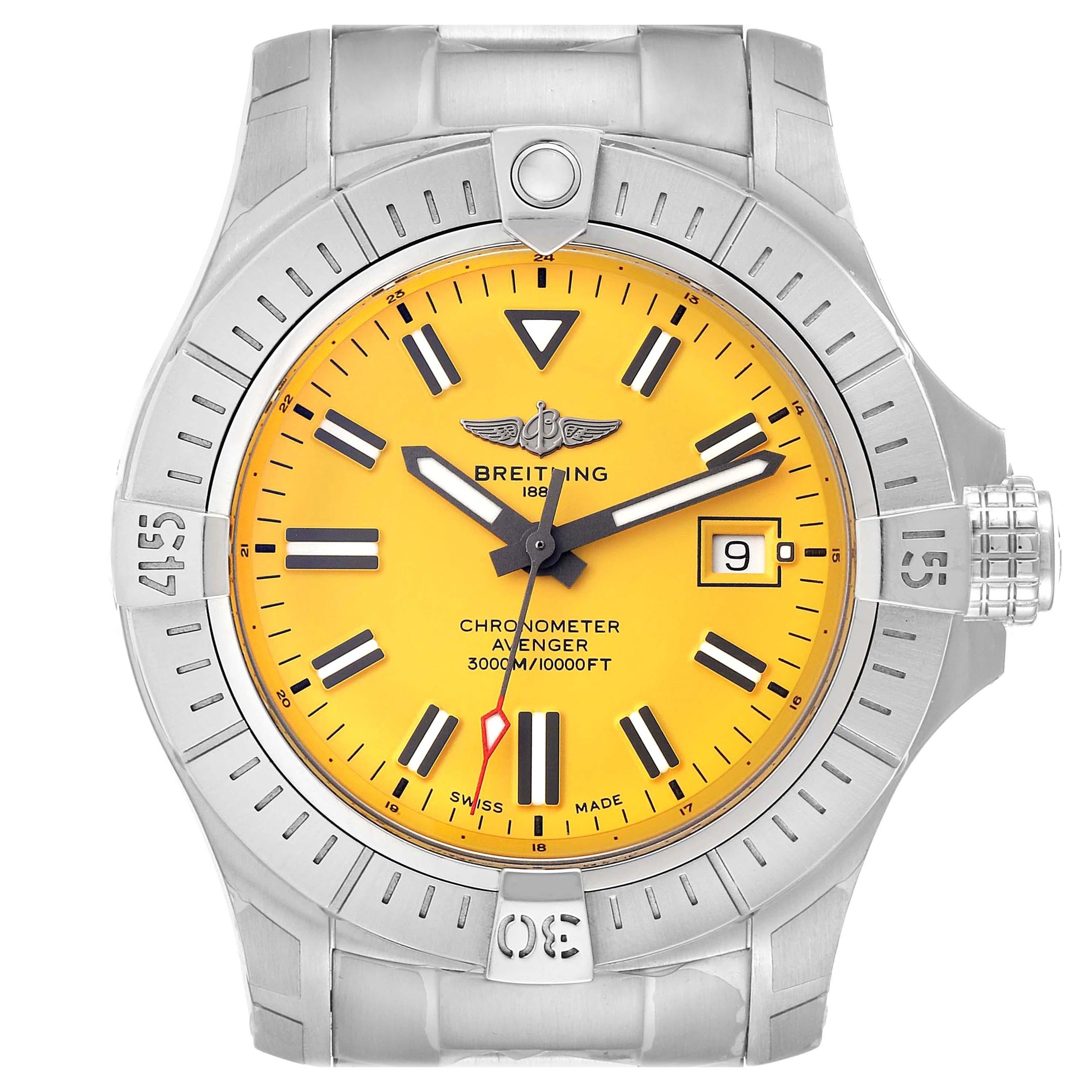 Breitling Avenger 45 Seawolf Gelbes Zifferblatt Stahl-Herrenuhr A17319 Ungetragen im Angebot