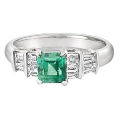 Used Colombian Emerald Platinum Ring