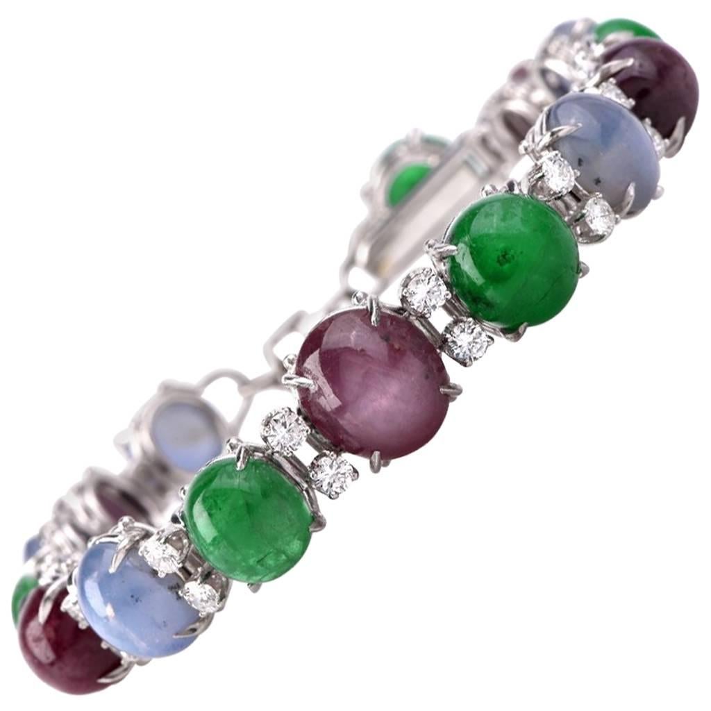 Bracelet en platine avec saphir étoilé, rubis, émeraude et diamant certifié GIA en vente