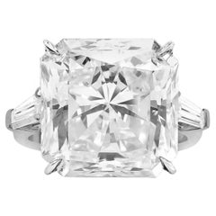 Bague solitaire en platine avec diamant taille radiant de 5 carats certifié GIA