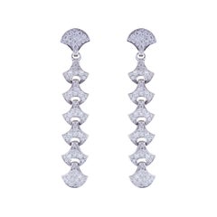 Boucles d'oreilles tennis Angeletti en or blanc avec éventail en forme d'éventail et diamants