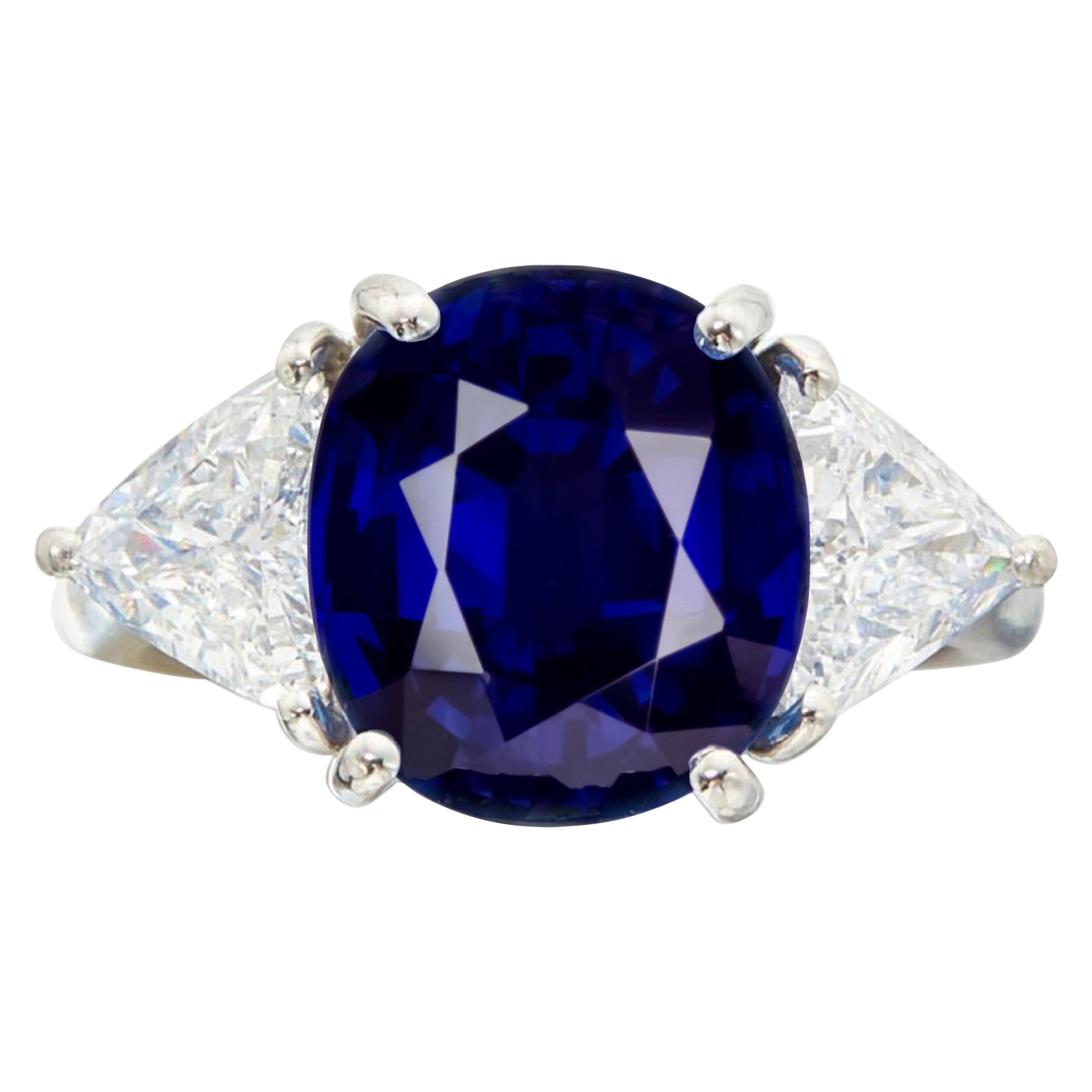 GIA Certifed 3 Carat Royal Blue Sapphire Diamond Three Stone Ring For Sale