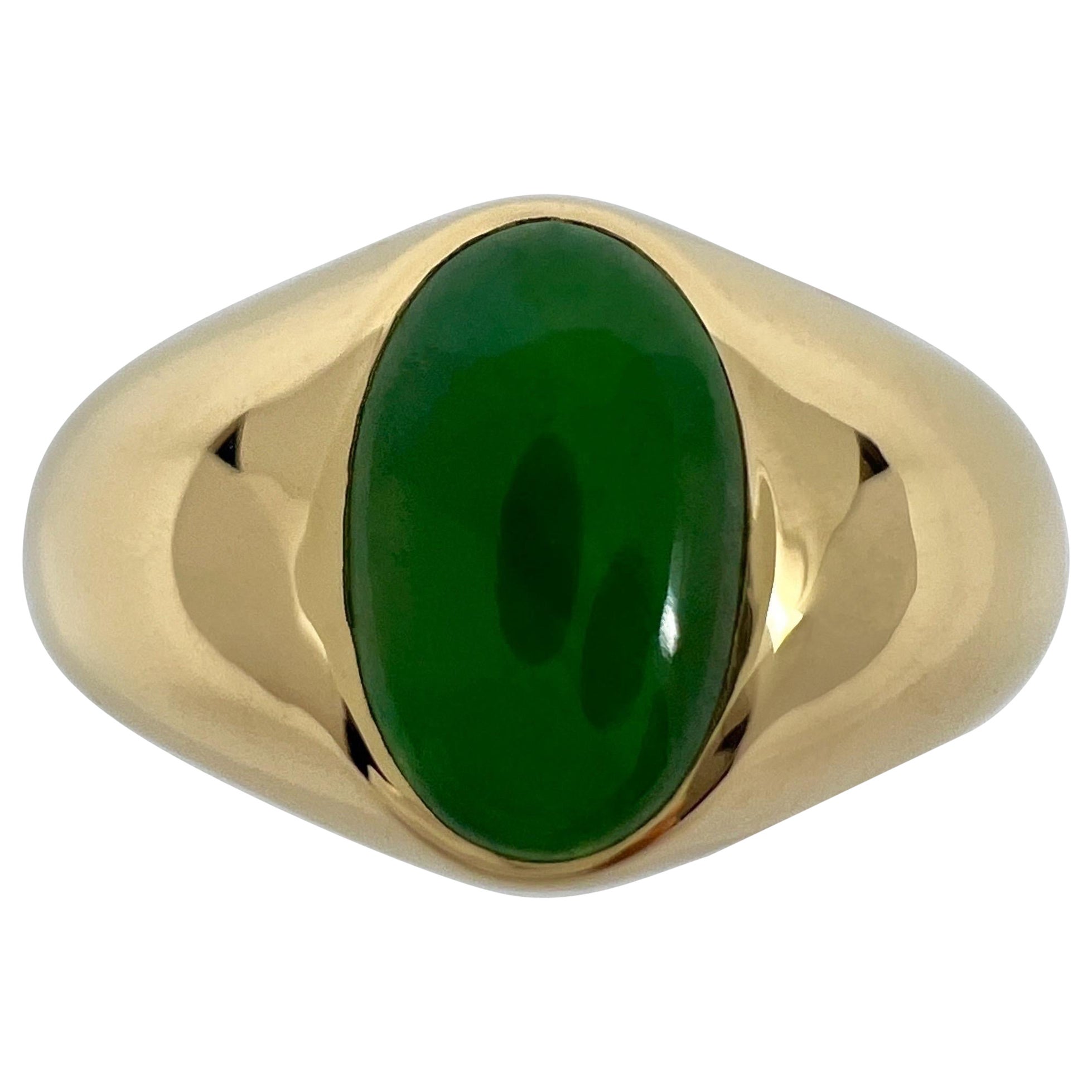 GIA Certified Jadeite A Grade Jade Oval Untreated 18k Yellow Gold Signet Ring For Sale