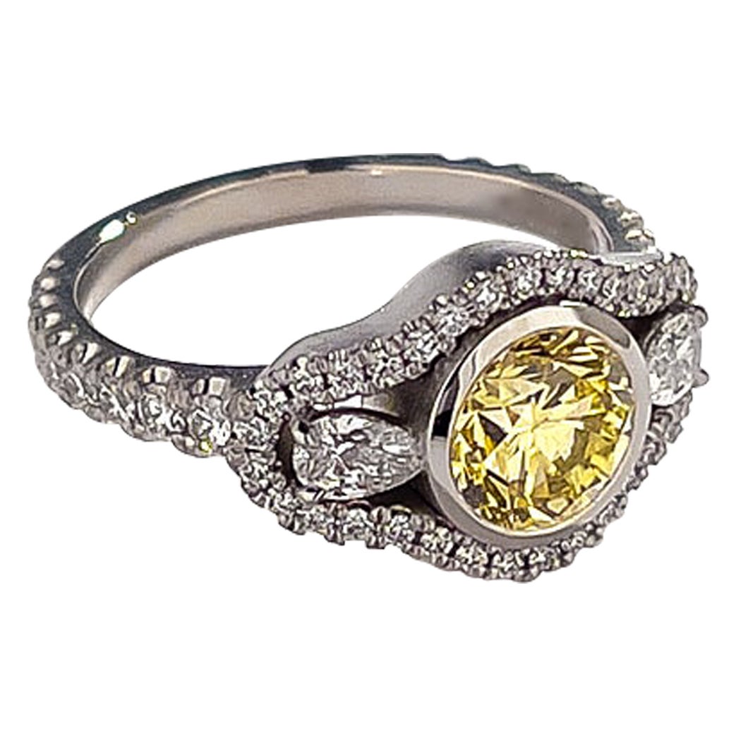 Geoffrey Good "Contour" Yellow & White Diamond Ring, 1.15ct Center GIA For Sale