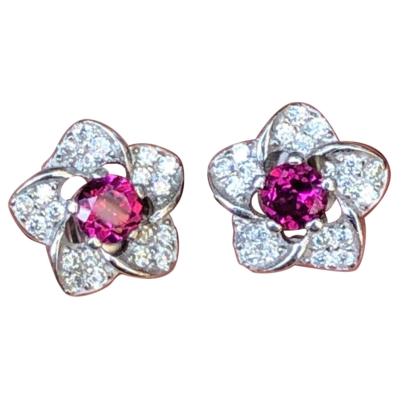 No Reserve Malawi Garnet  Beautiful Flower Earring with Cubic Zirconia 925Silver For Sale