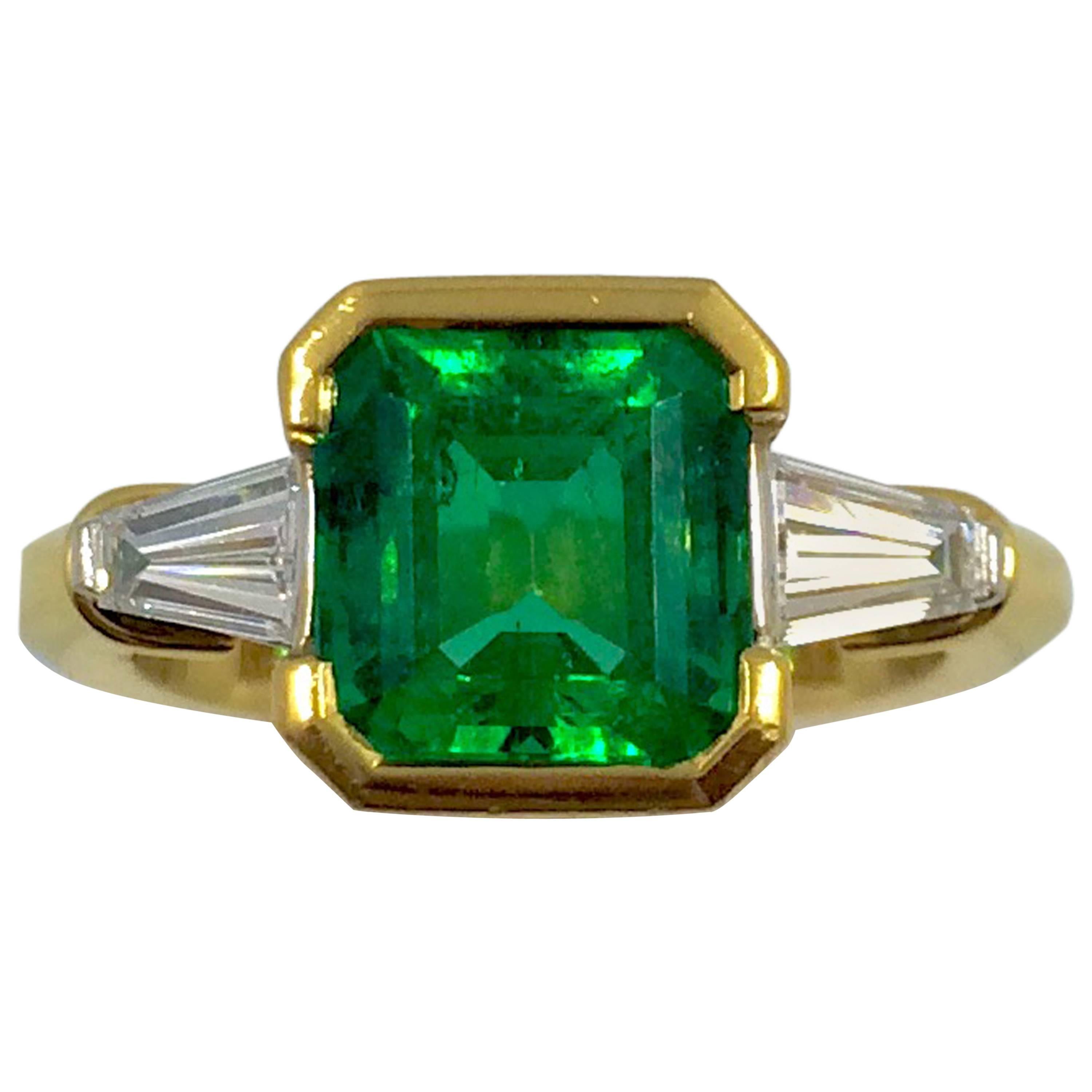 2.97 Carat Colombian Emerald Diamond Gold Ring For Sale