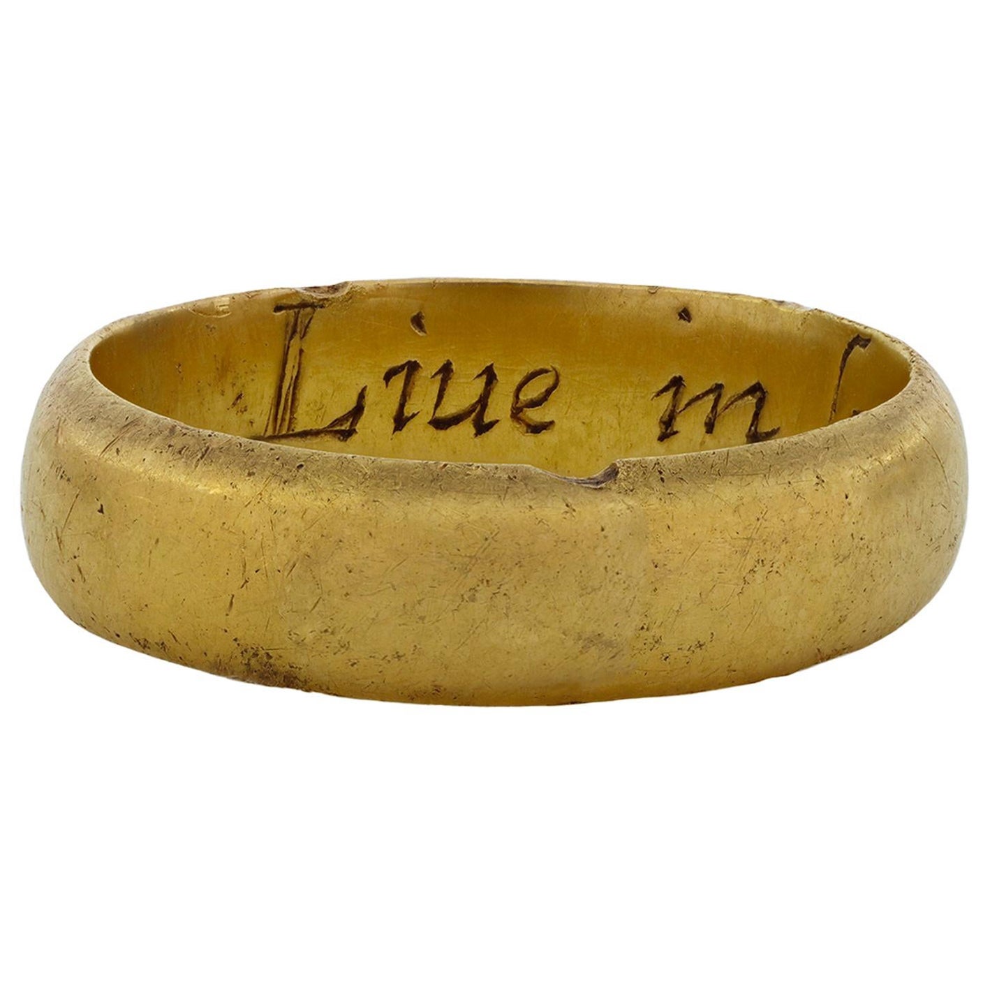 Bague postiche post-médiévale " Live in love and love in god * ", vers le 17e siècle.   en vente