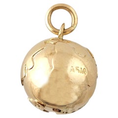 Vintage 14K Yellow Gold Globe Charm #16910