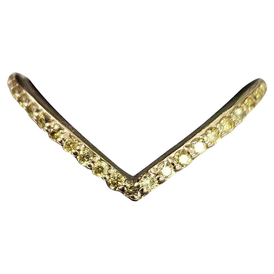 0.20 Ct Heart Shape Band Ring with Yellow Diamonds For Sale