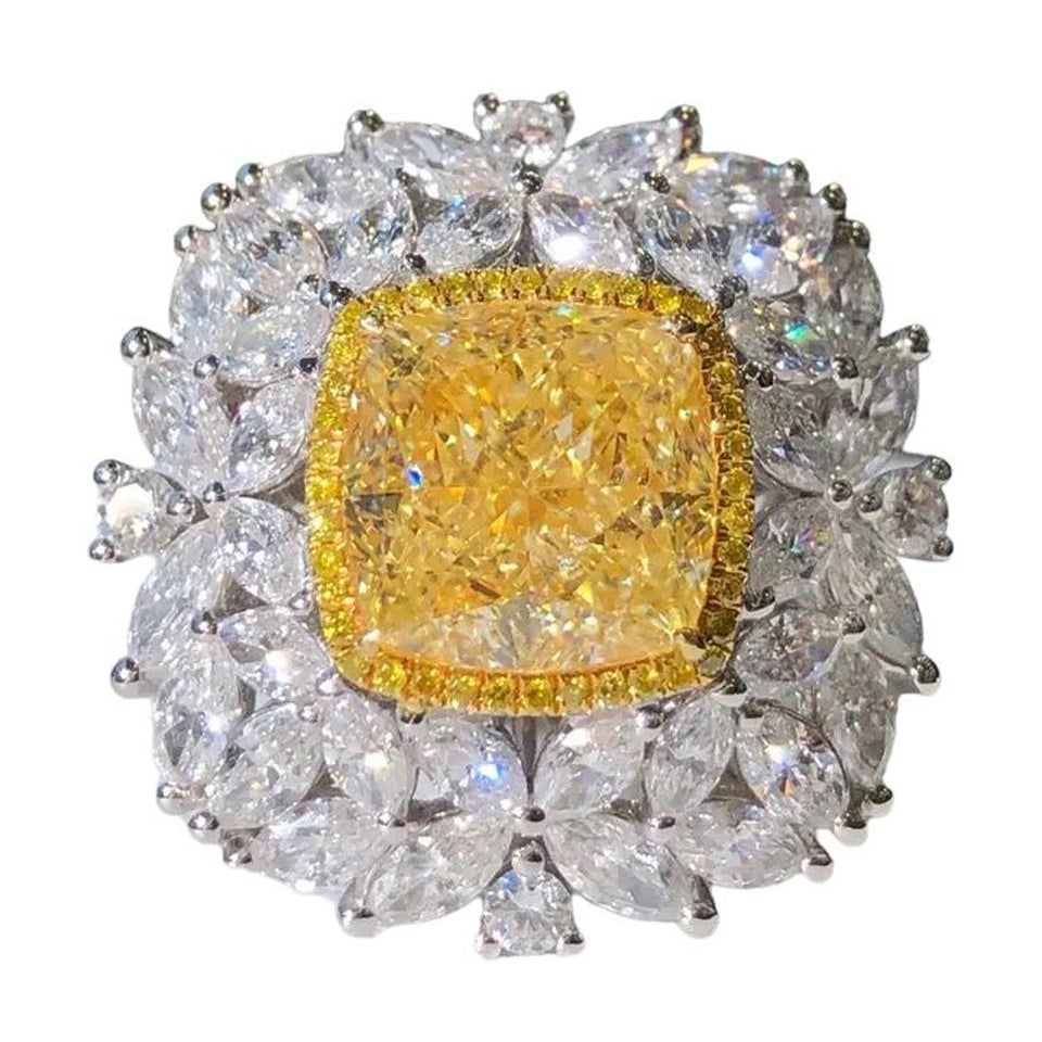 5.55 Carat Light Yellow Diamond Art Deco Halo Pendant Ring, cushion cut For Sale