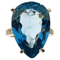 New African 9.50 Ct Swiss Blue Topaz & White Sapphire Sterling Ring