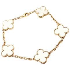 Van Cleef & Arpels Bracelet vintage Alhambra en nacre et or à 5 motifs