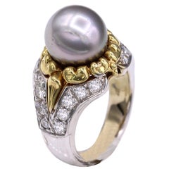 Tahitian Retro Pearl Ring Pearl and Diamond Ring 18 Karat Gold Two-Tone