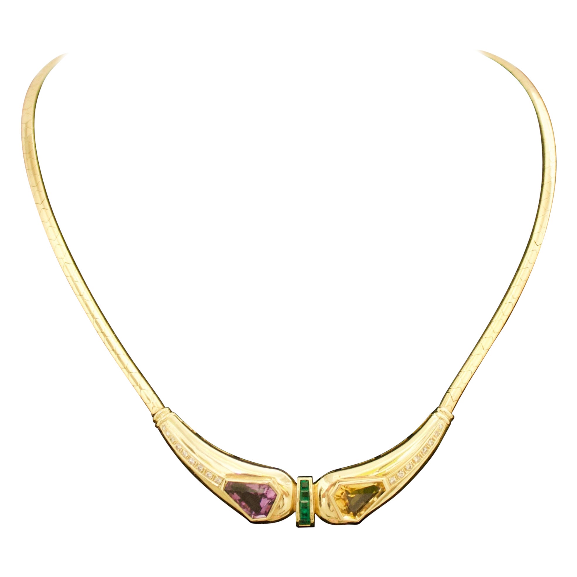 Einzigartige Halskette aus 14k Gelbgold mit Amethyst, Topas, Smaragd und Diamant  im Angebot
