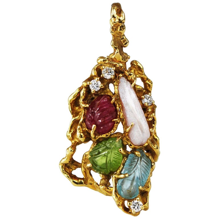 Arthur King Brutalist Emerald Diamond Gold Pendant Brooch For Sale at