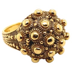 Retro Etruscan Style 18 Karat Yellow Gold Ring