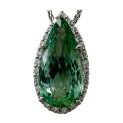 3,72ct Vivid Green Pear Cut Turmalin Diamant Platin Halo Anhänger Halskette