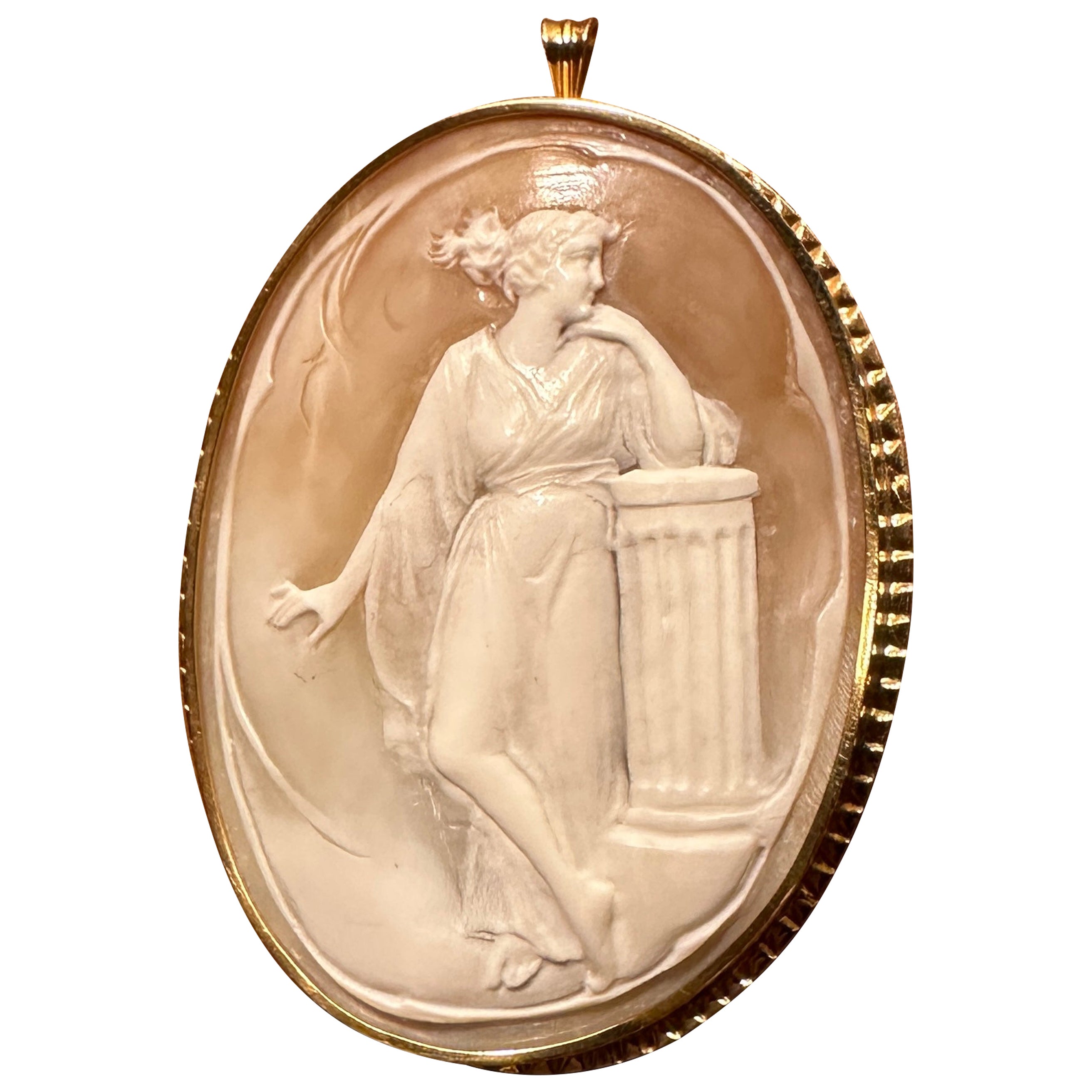 Goddess Cameo Pendant Brooch Necklace 18 Karat Gold Classical Antique 2.5 Inches For Sale