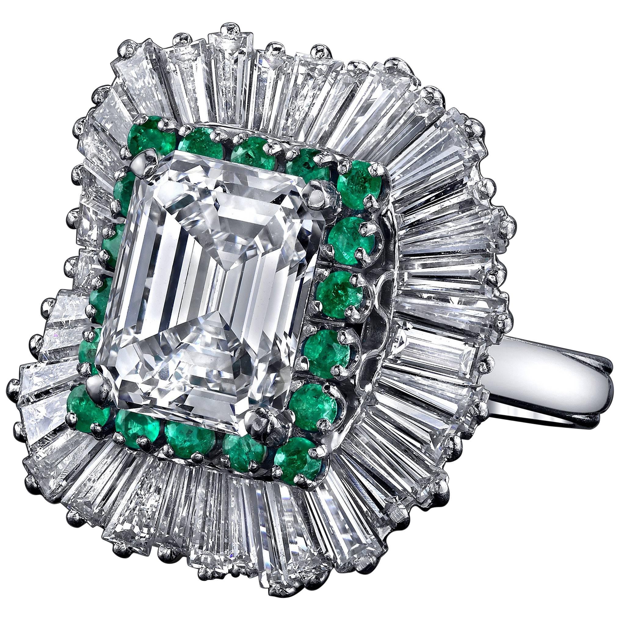 Emerald Cut 4.59 Carats Diamonds Emerald Platinum Ballerina Ring For Sale