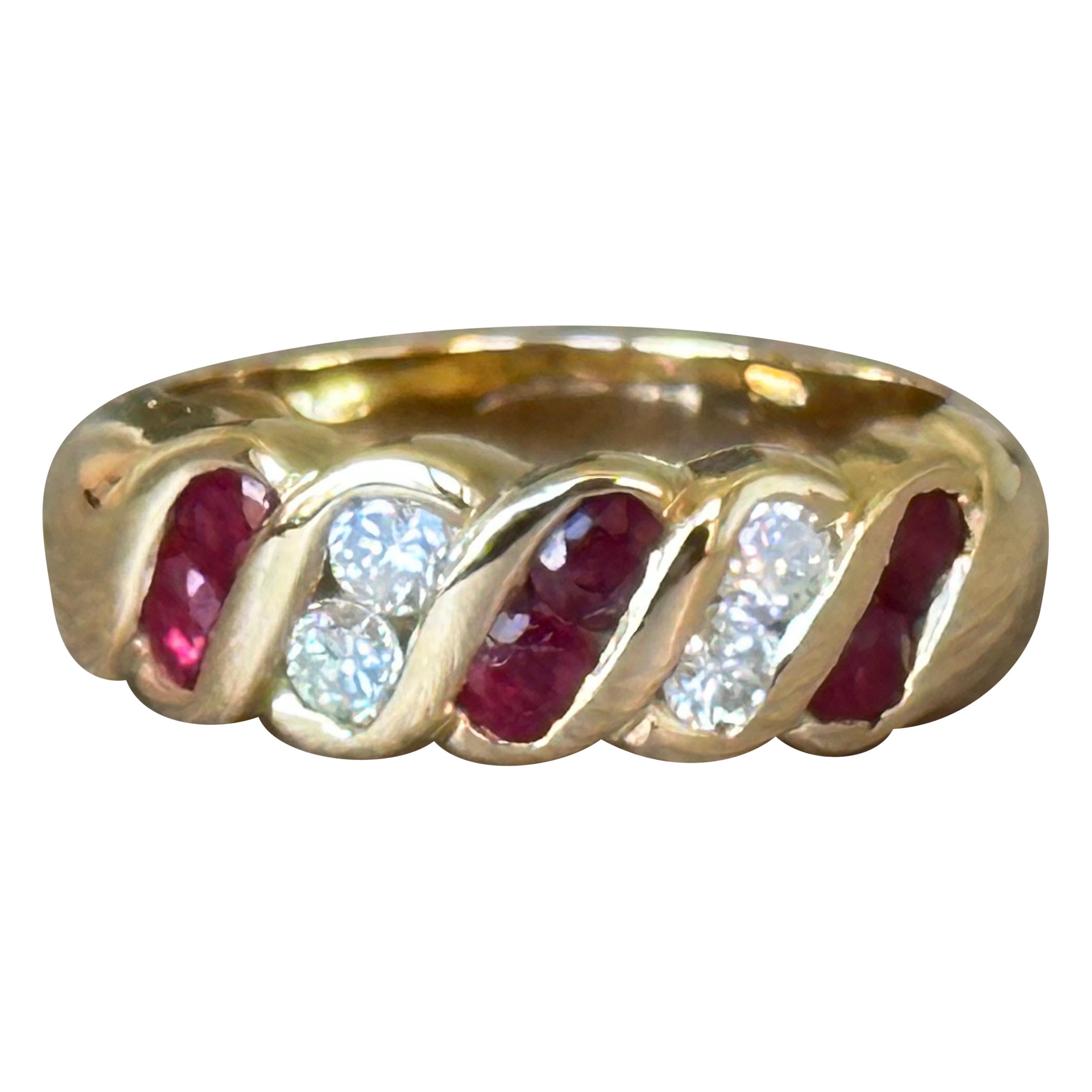 Bague jonc rubis diamants en or 18 carats d'occasion For Sale