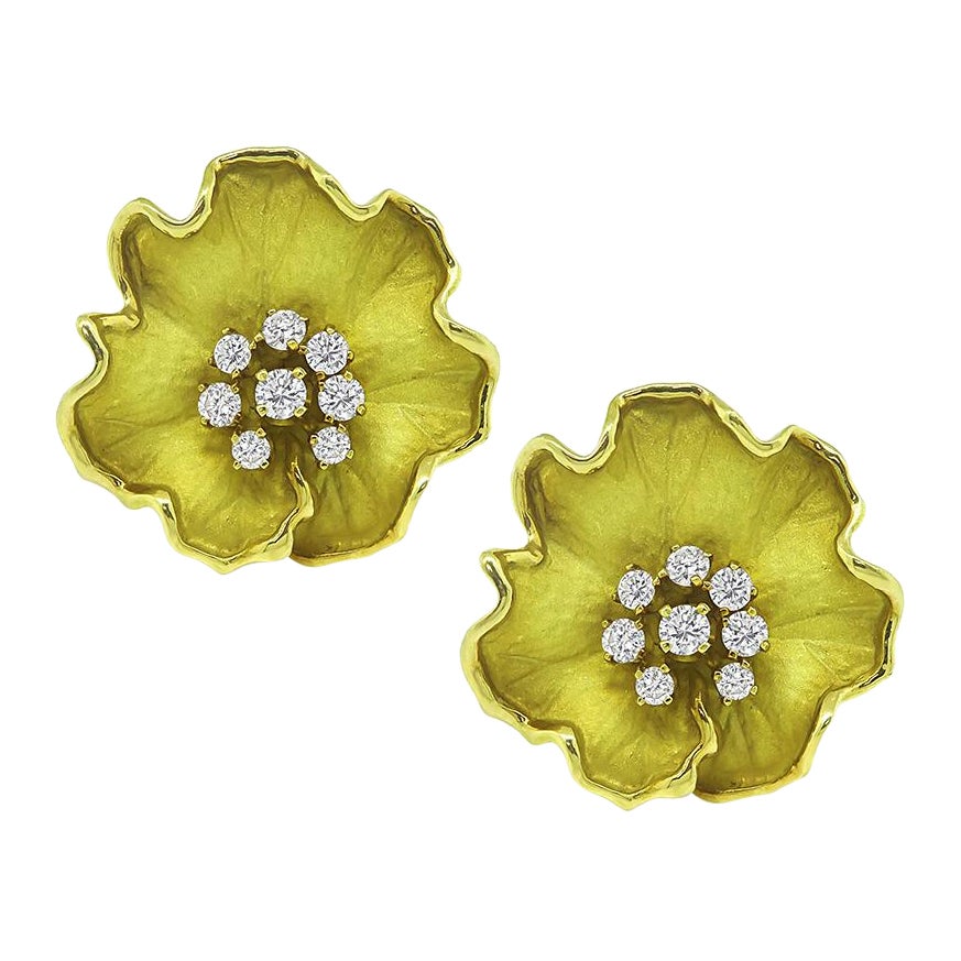 0.90ct Diamond Gold Flower Earrings For Sale