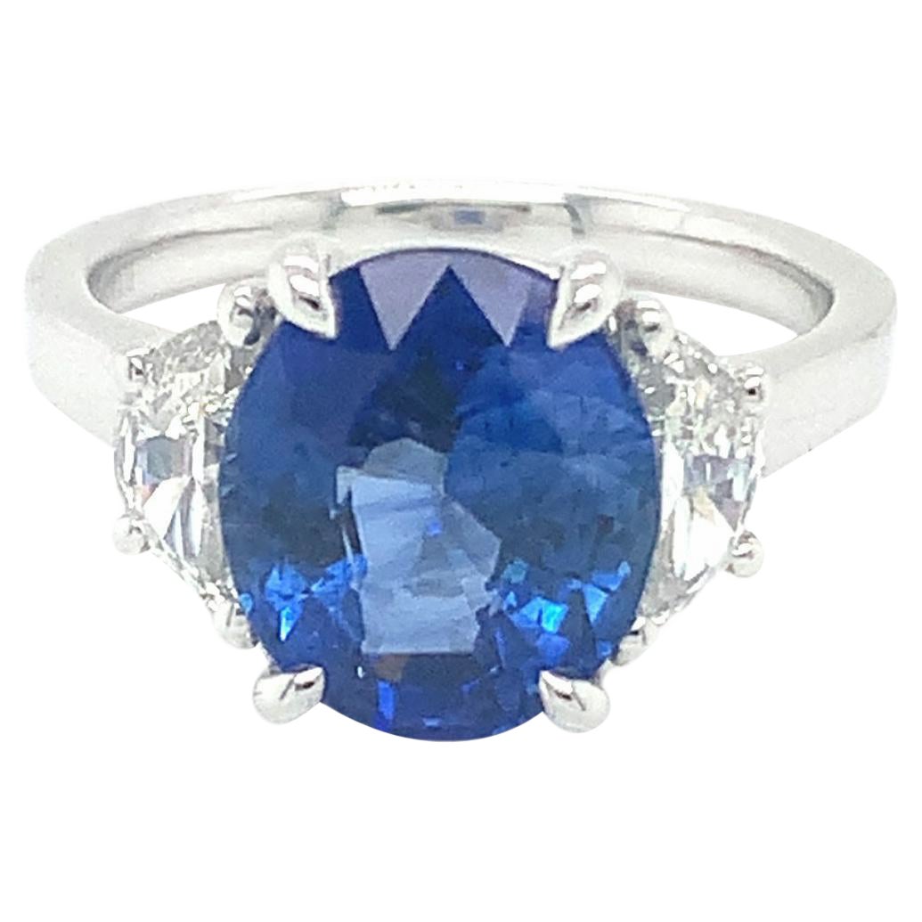 Platinum 4.24 Carat Blue Sapphire & Diamond Three Stone Ring For Sale