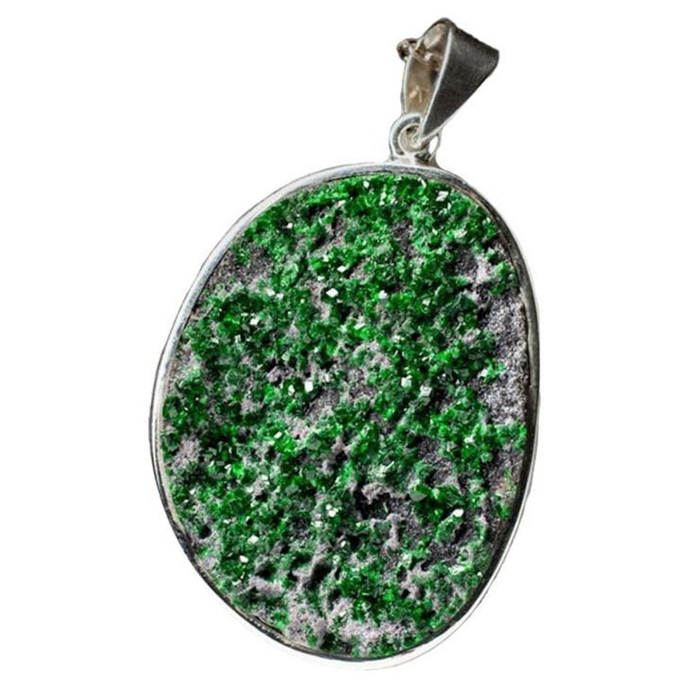 Big Uvarovite Silver Pendant Natural Green Garnet Gemstone Unisex Jewelry  For Sale