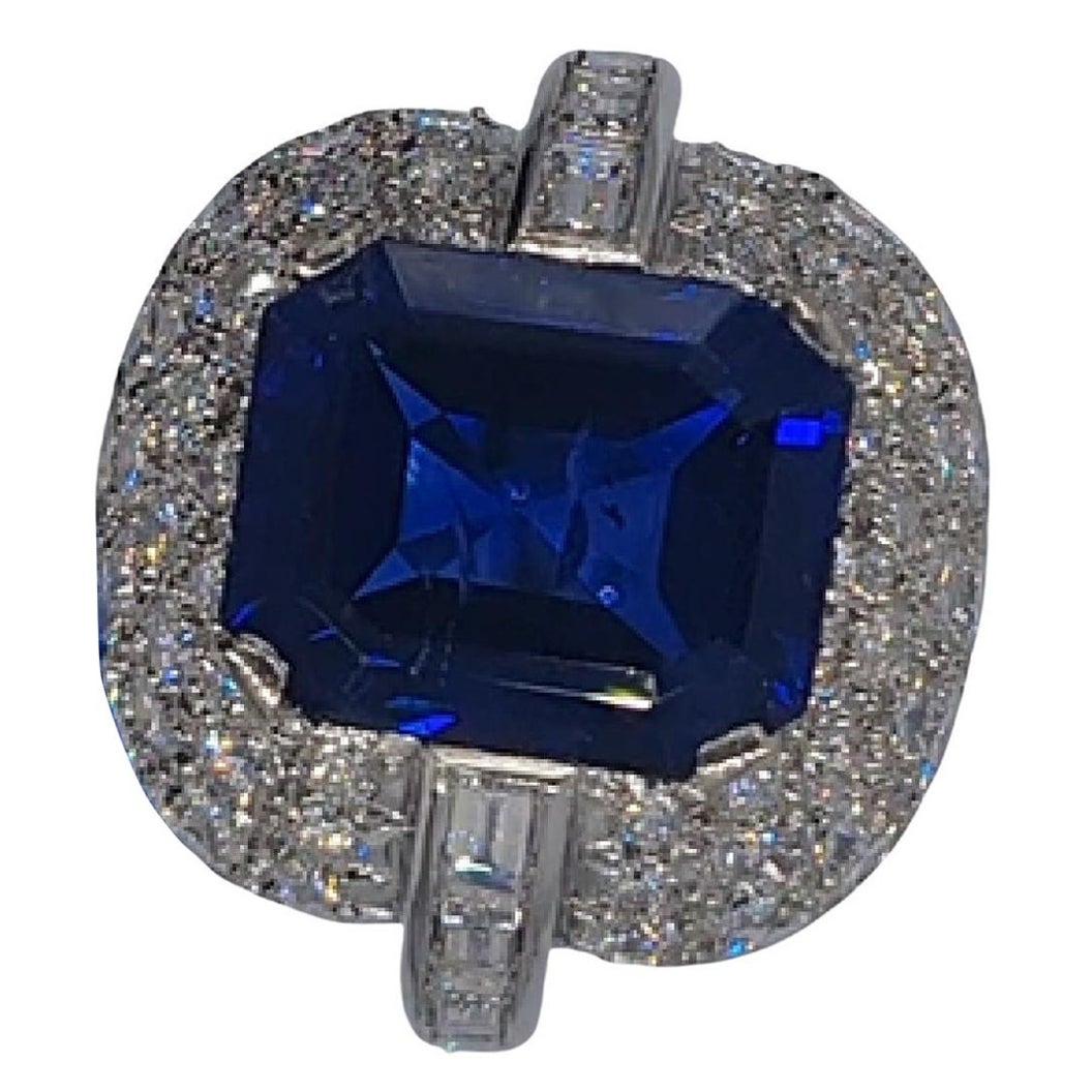 GIA Certified 5 Carat No Heat Royal Blue  Sapphire Ring For Sale