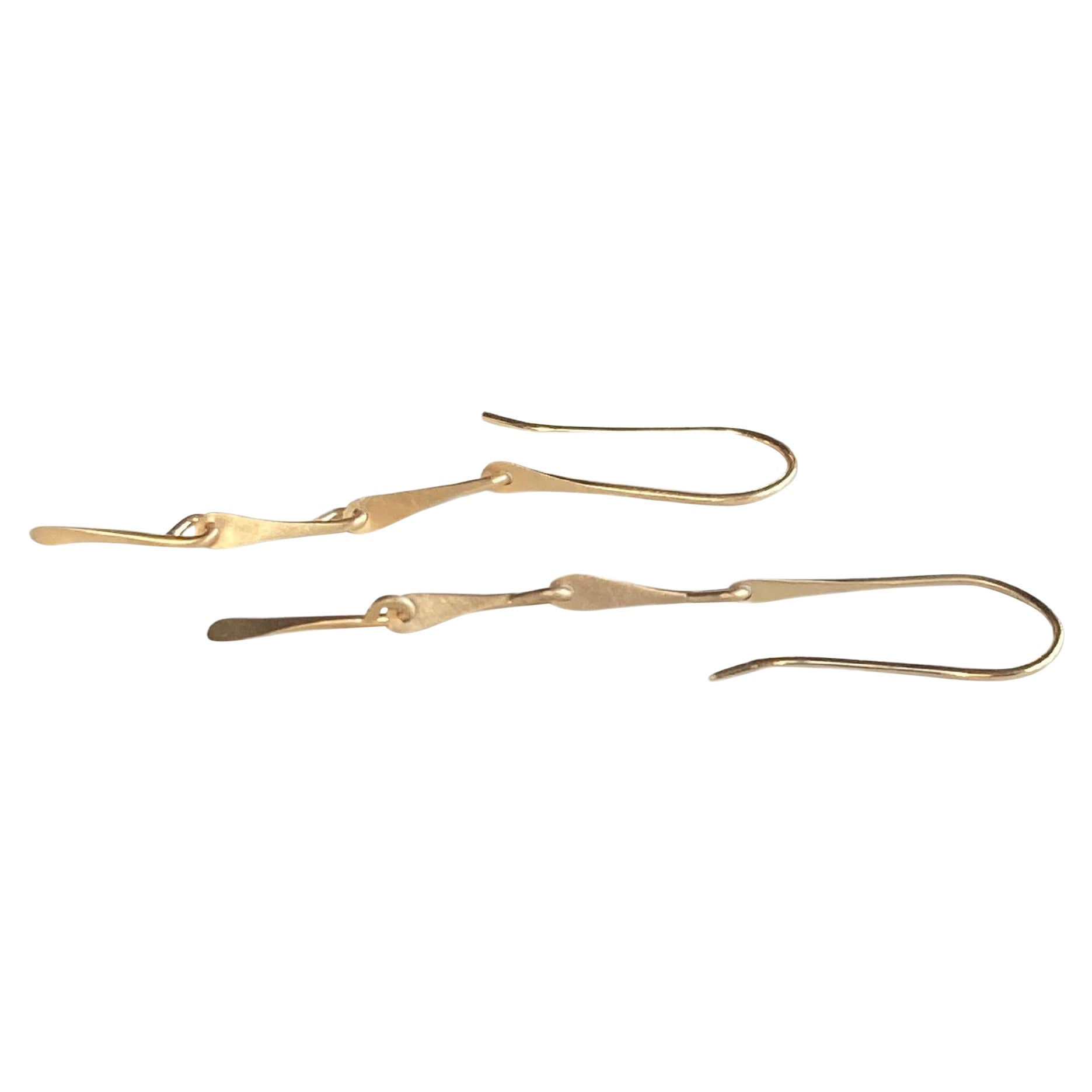 Solid yellow 9ct Gold Tarsus earrings- Shorter length For Sale