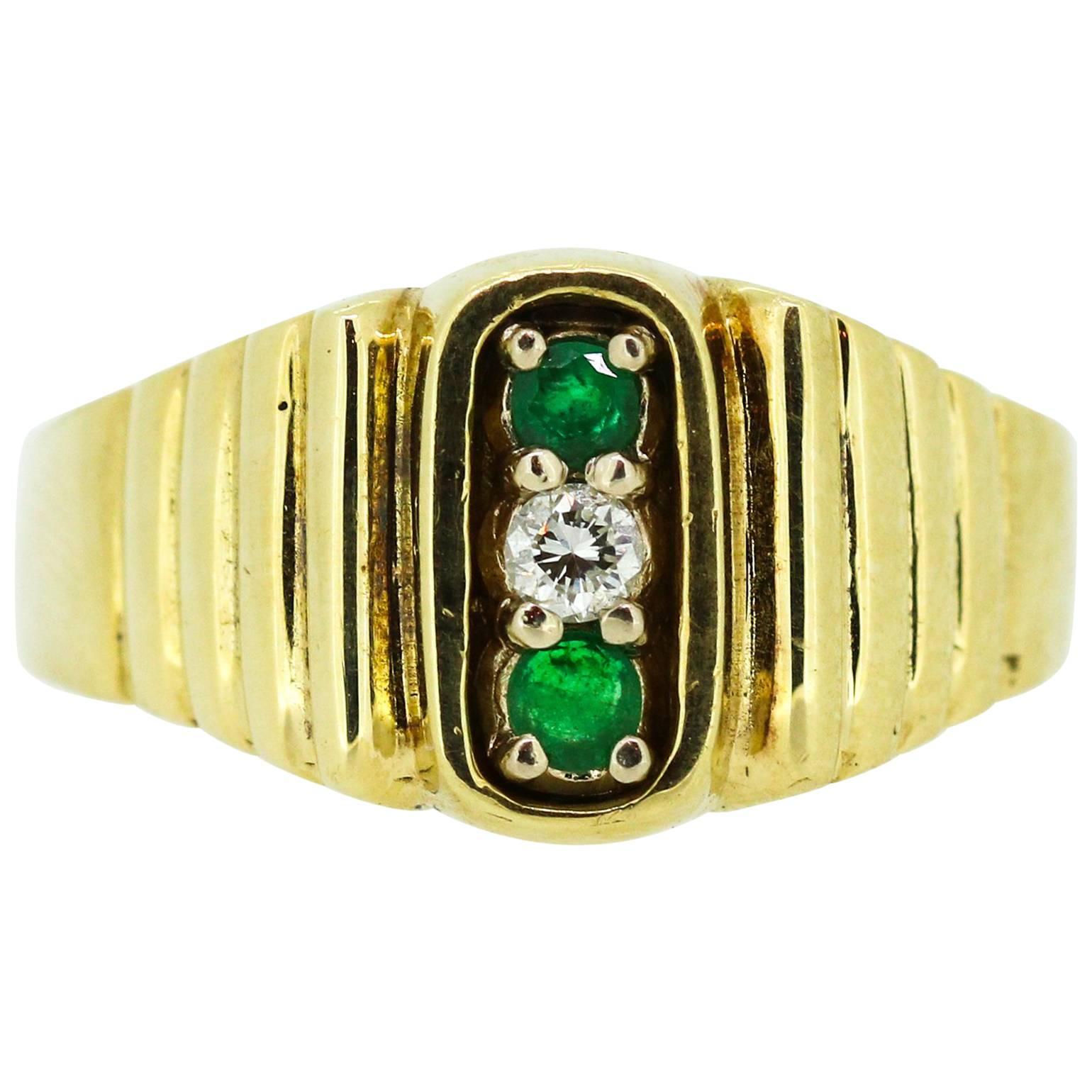 1970 Van Cleef & Arpels Emerald Diamond Gold Ring