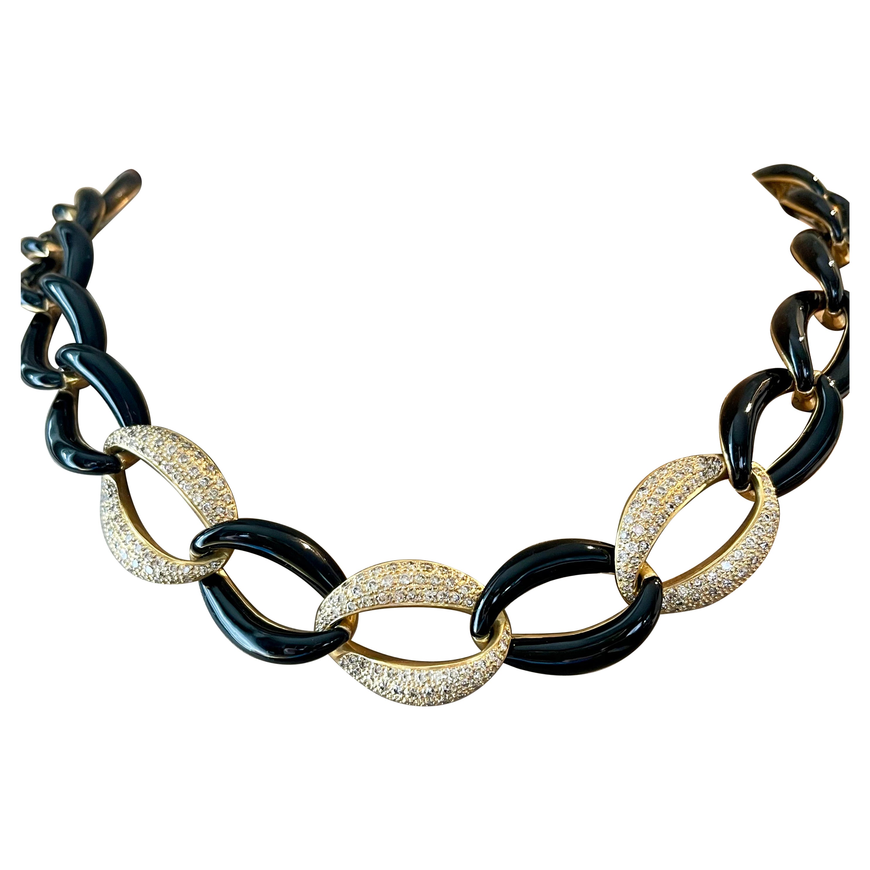 18 K yellow Gold Black Enamel Diamond link necklace For Sale