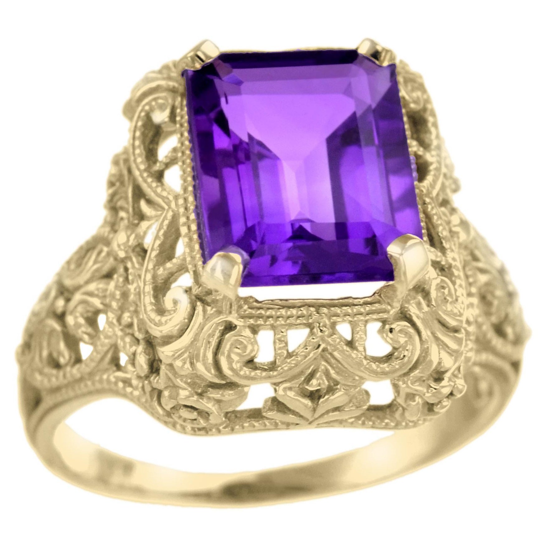 Natural Amethyst Vintage Style Filigree Ring in Solid 9K Yellow Gold For Sale