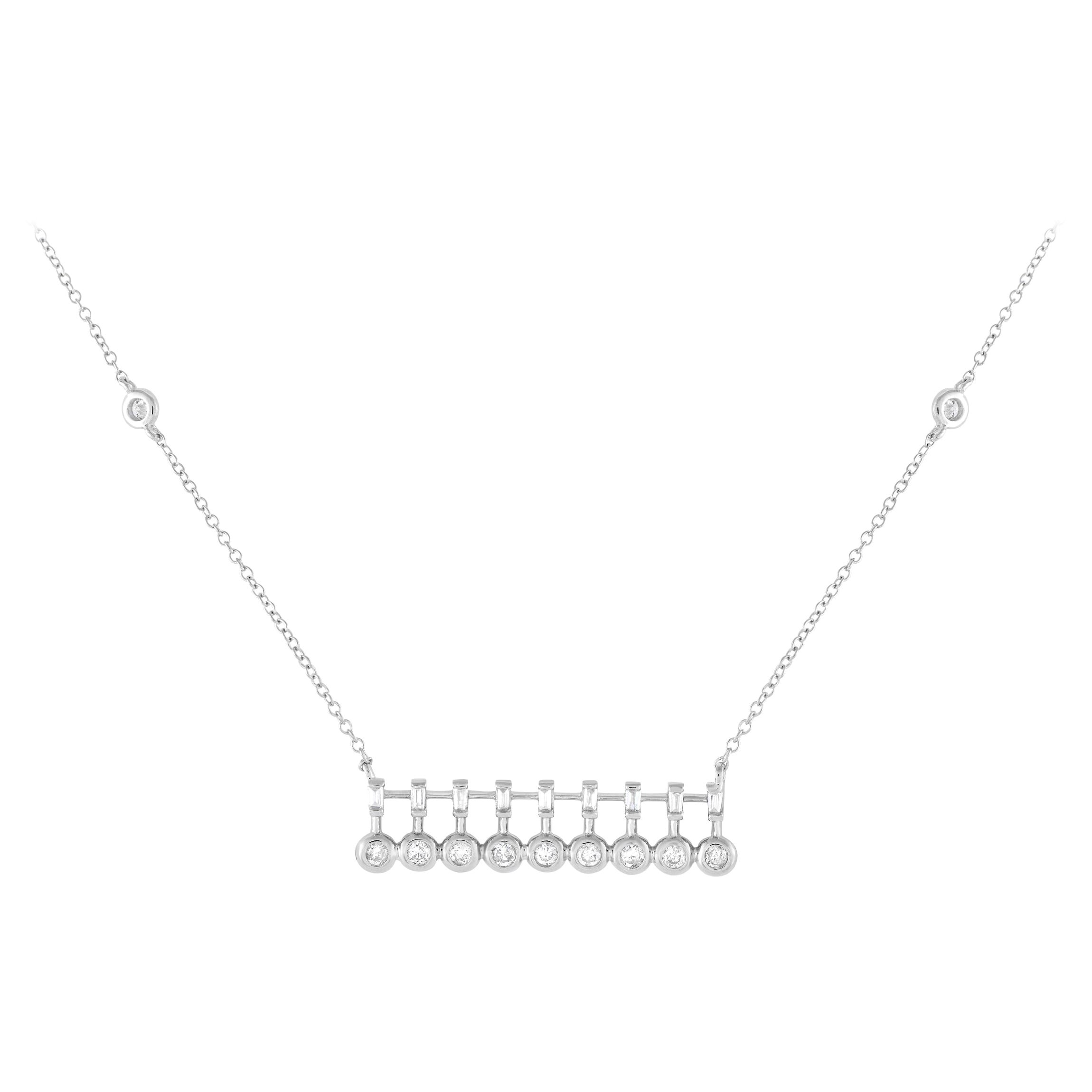 14K White Gold 0.25ct Diamond Bar Necklace For Sale