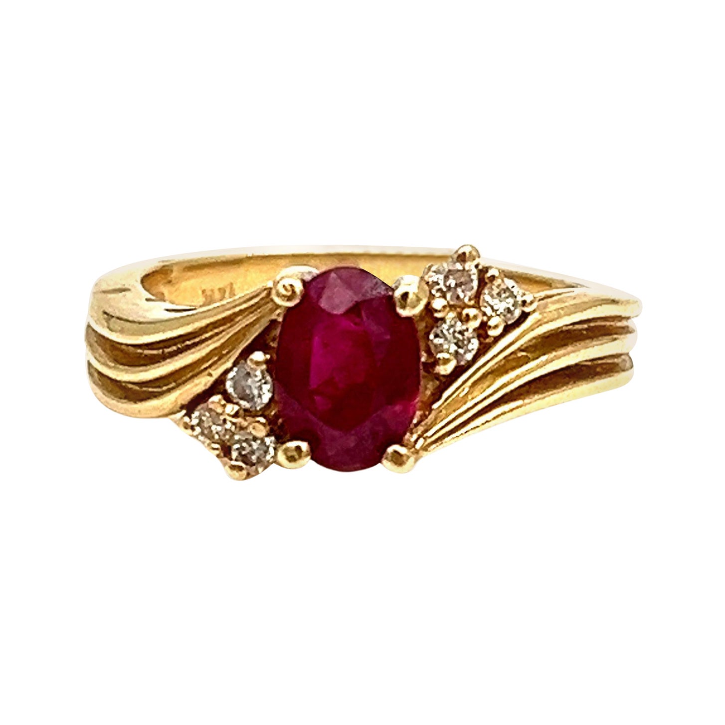 1.04 ct Red Ruby & Diamond Ring