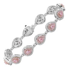 Diamant rose de 4 carats en forme de poire  Bracelet 