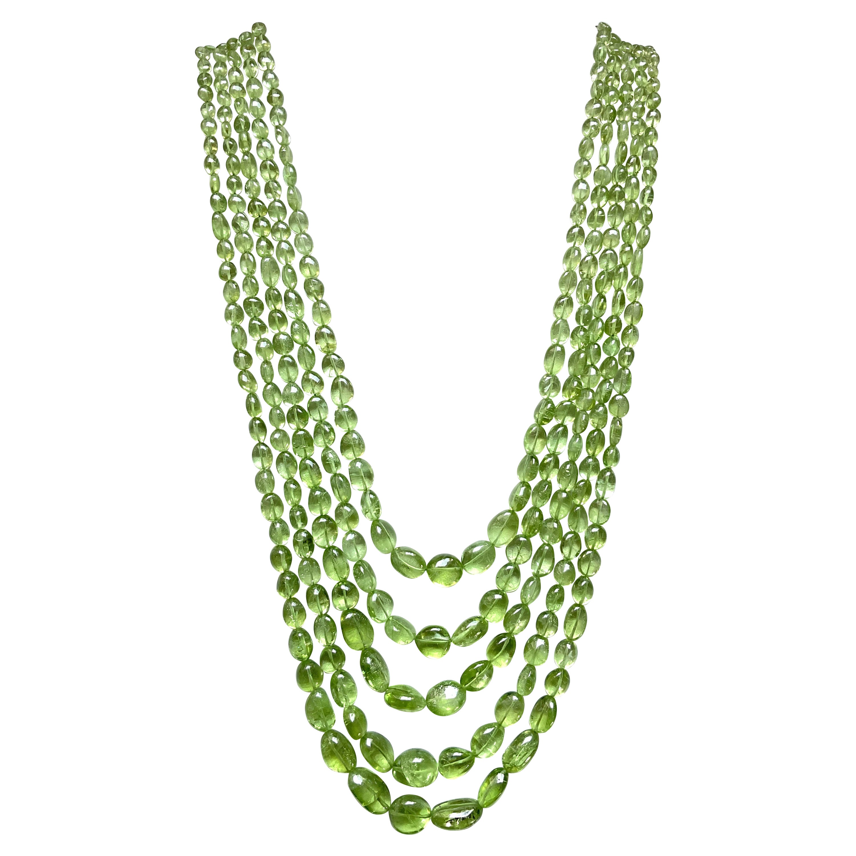 839.05 carats apple green peridot top quality plain tumbled natural necklace gem For Sale