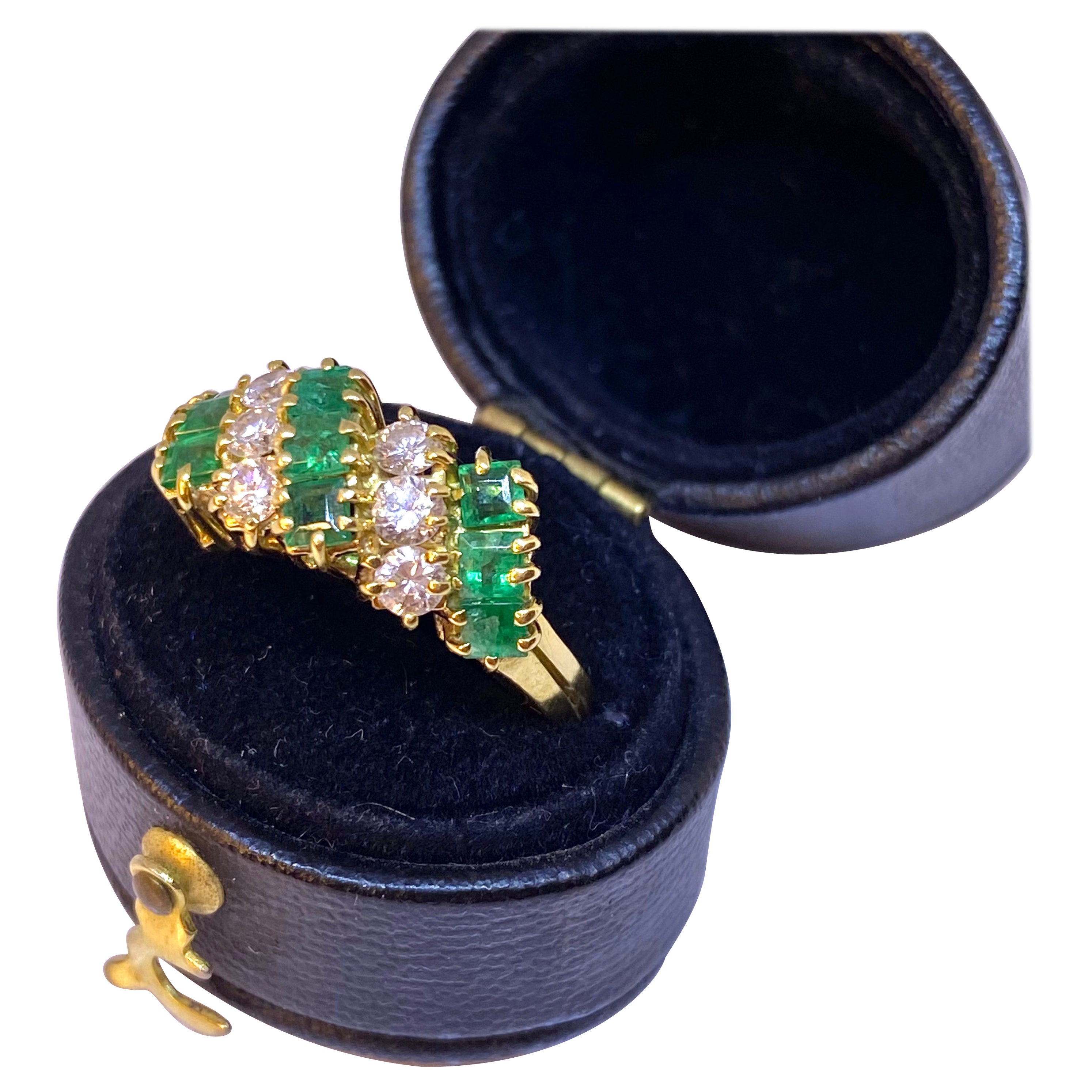 Vintage 18K Yellow Gold Emerald & Diamond Ring For Sale