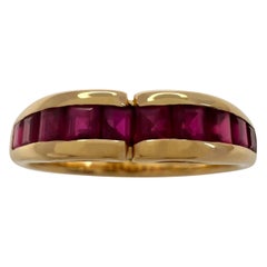 Tiffany & Co. Red Ruby Square Princess Cut 18k Yellow Gold Eternity Band Ring