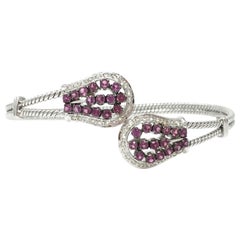 Bracciale flessibile in oro 18 carati con diamanti tondi brillanti e rubelite bianca