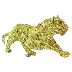 Vintage Diamond Yellow Gold Tiger Pin
