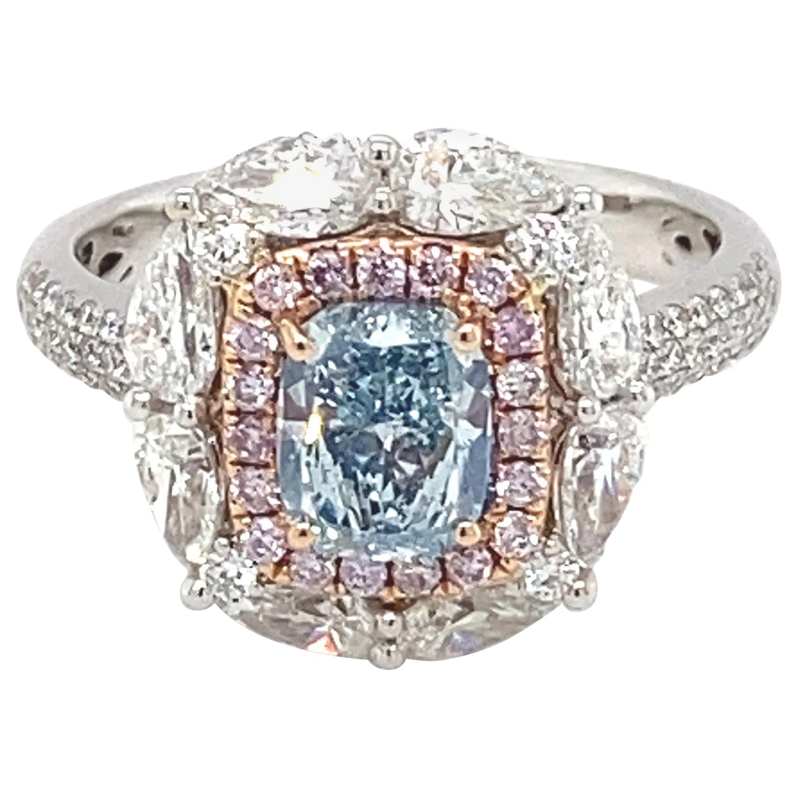 Verlobungsring mit GIA-zertifiziertem 1,20 Karat blauem Diamanten im Kissenschliff