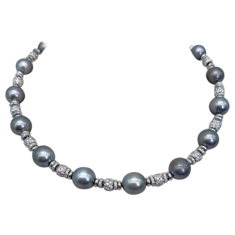 White Gold Necklace with Diamonds and Tahitian Pearls For Sale