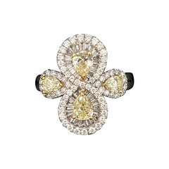 Bague de 2.63 ct jaune naturel et diamant