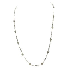 Halskette mit rundem Papierclip aus 14K Weißgold mit weißenen weißen Diamanten