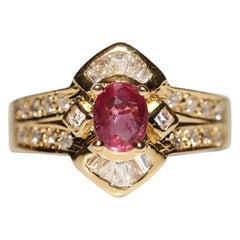 Vintage Circa 1980s 18k Gold Natural Diamond And Ruby Decorated Ring 