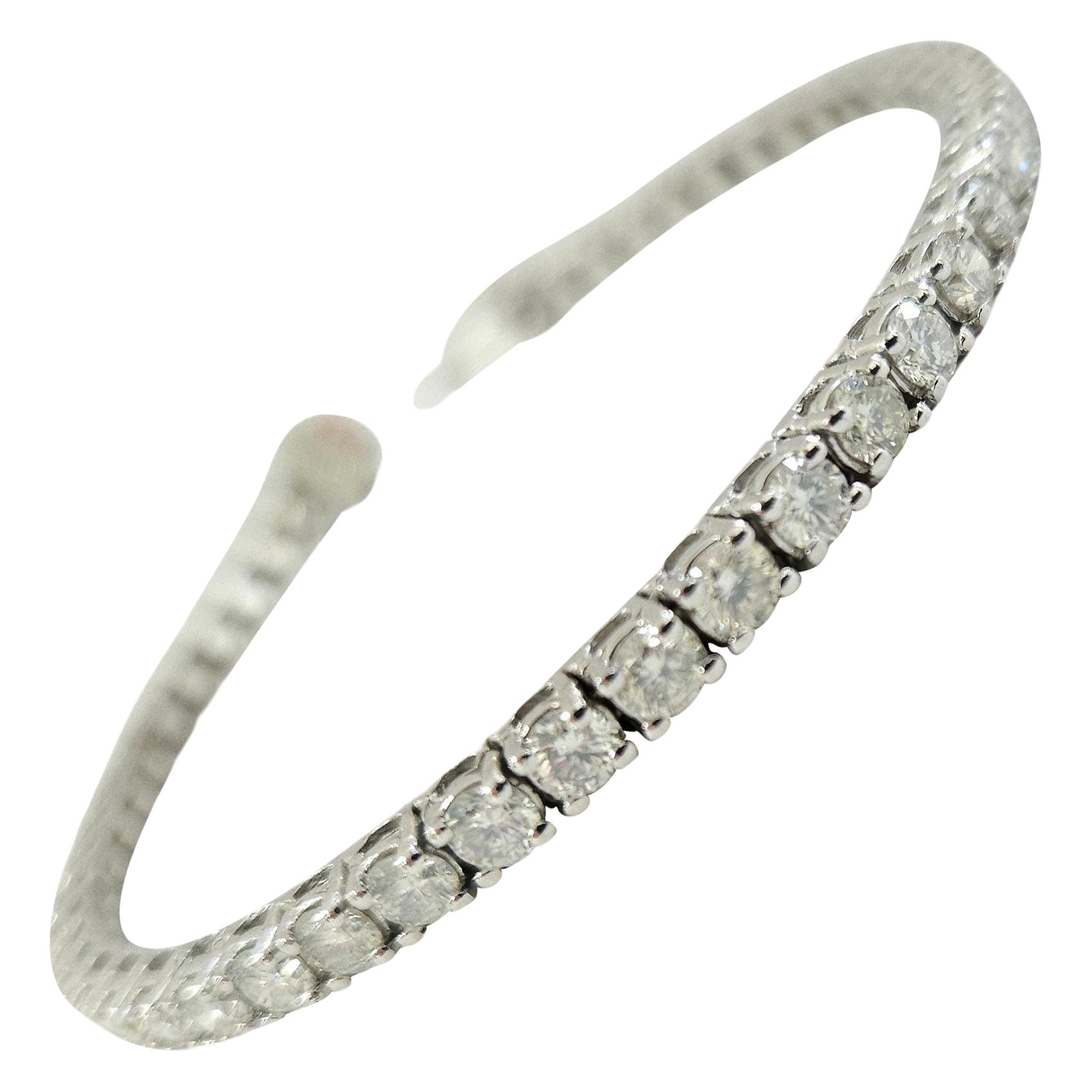 Bracelet de tennis en or blanc 14 carats avec diamants ronds taillés en brillant de 7,10 carats