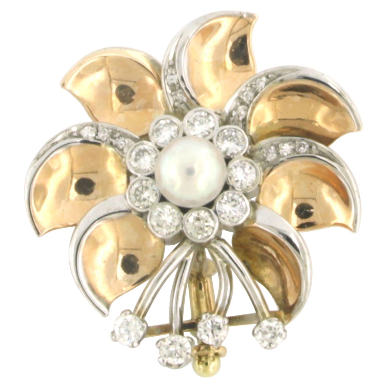 RETRO - Brooch with pearl and diamonds 14k bicolour gold For Sale