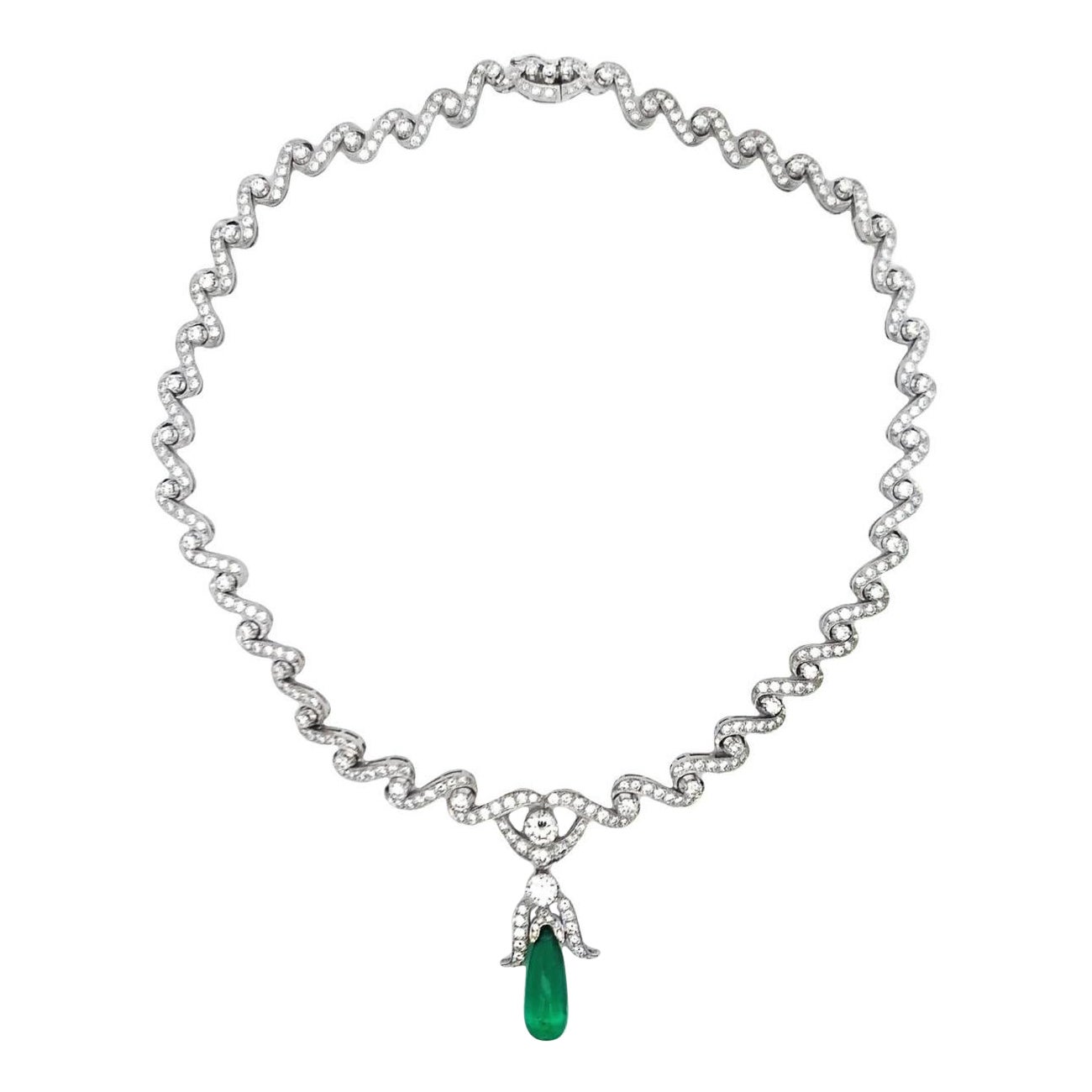 Tropfenhalskette mit Diamanten und Smaragden im Angebot